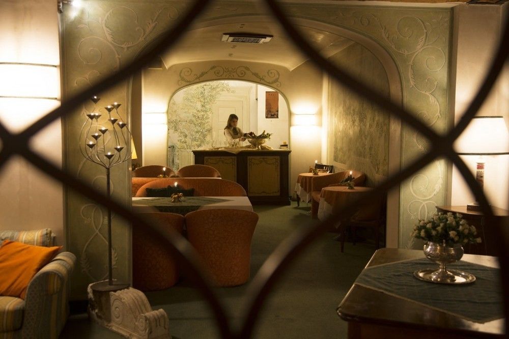 Albergo Al Moretto กัสเตลฟรันโก เวเนโต ภายนอก รูปภาพ