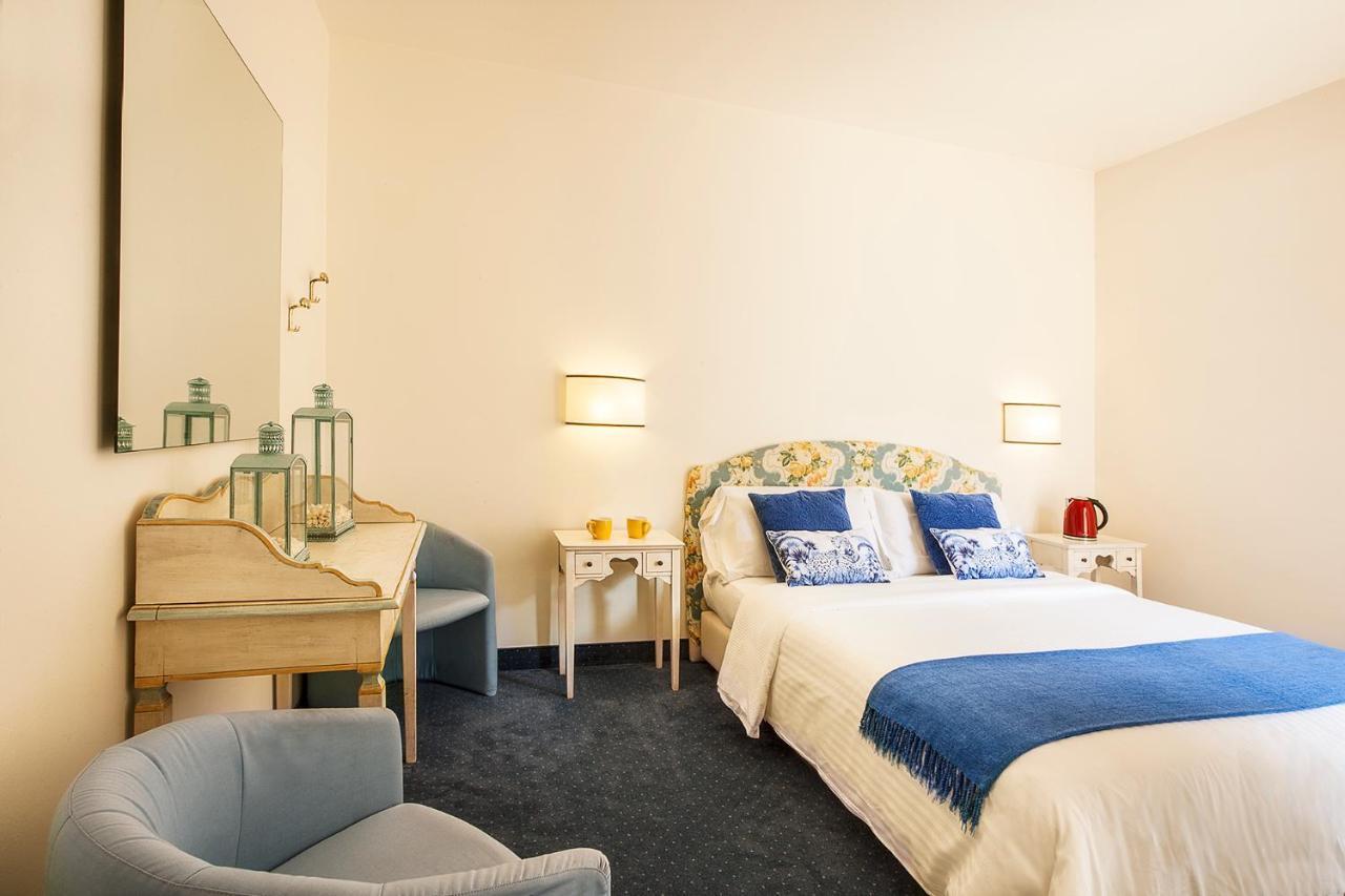 Albergo Al Moretto กัสเตลฟรันโก เวเนโต ภายนอก รูปภาพ