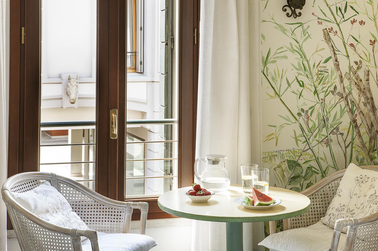 Albergo Al Moretto กัสเตลฟรันโก เวเนโต ภายนอก รูปภาพ
